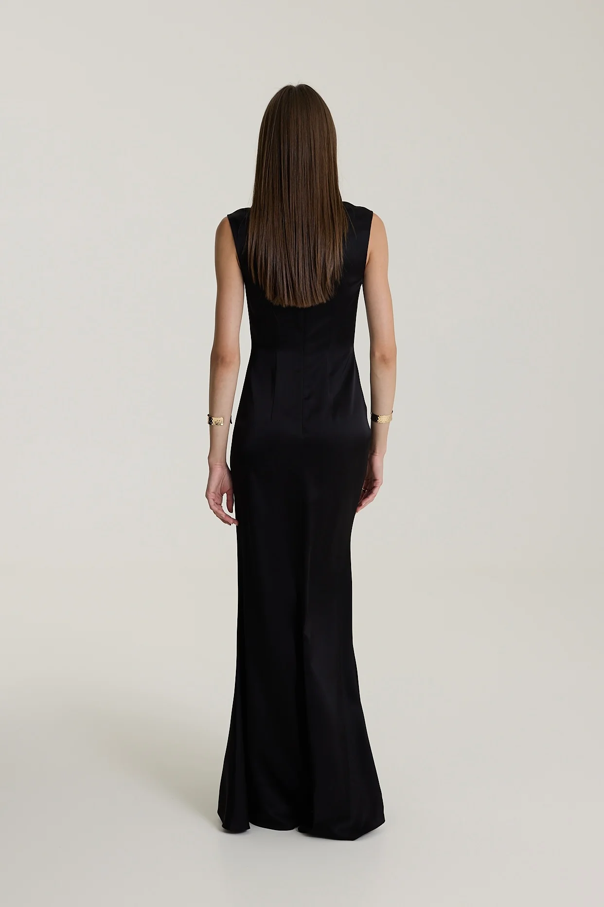 Noir Elegance - Image 3