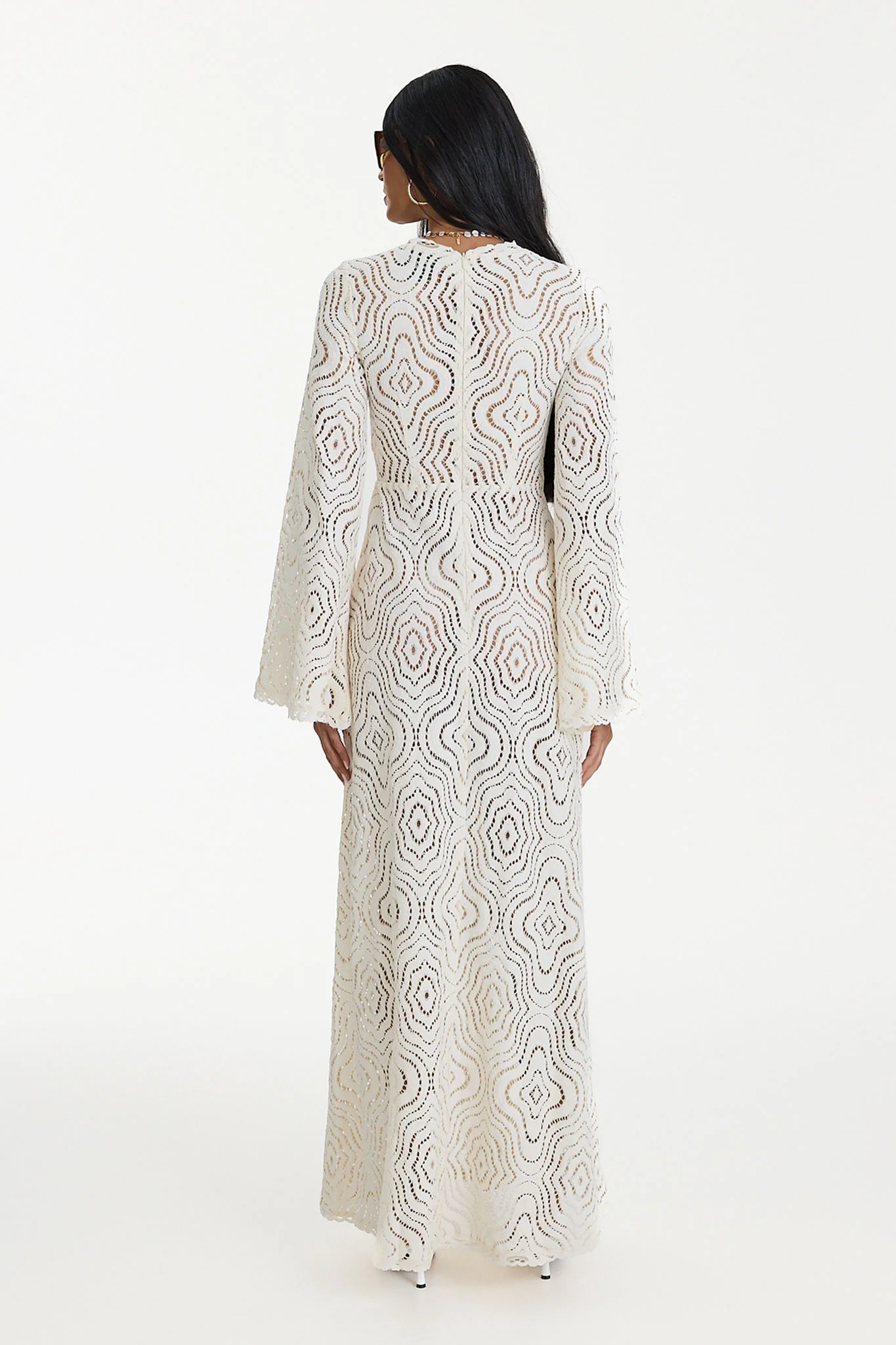 White Temptation - Image 3