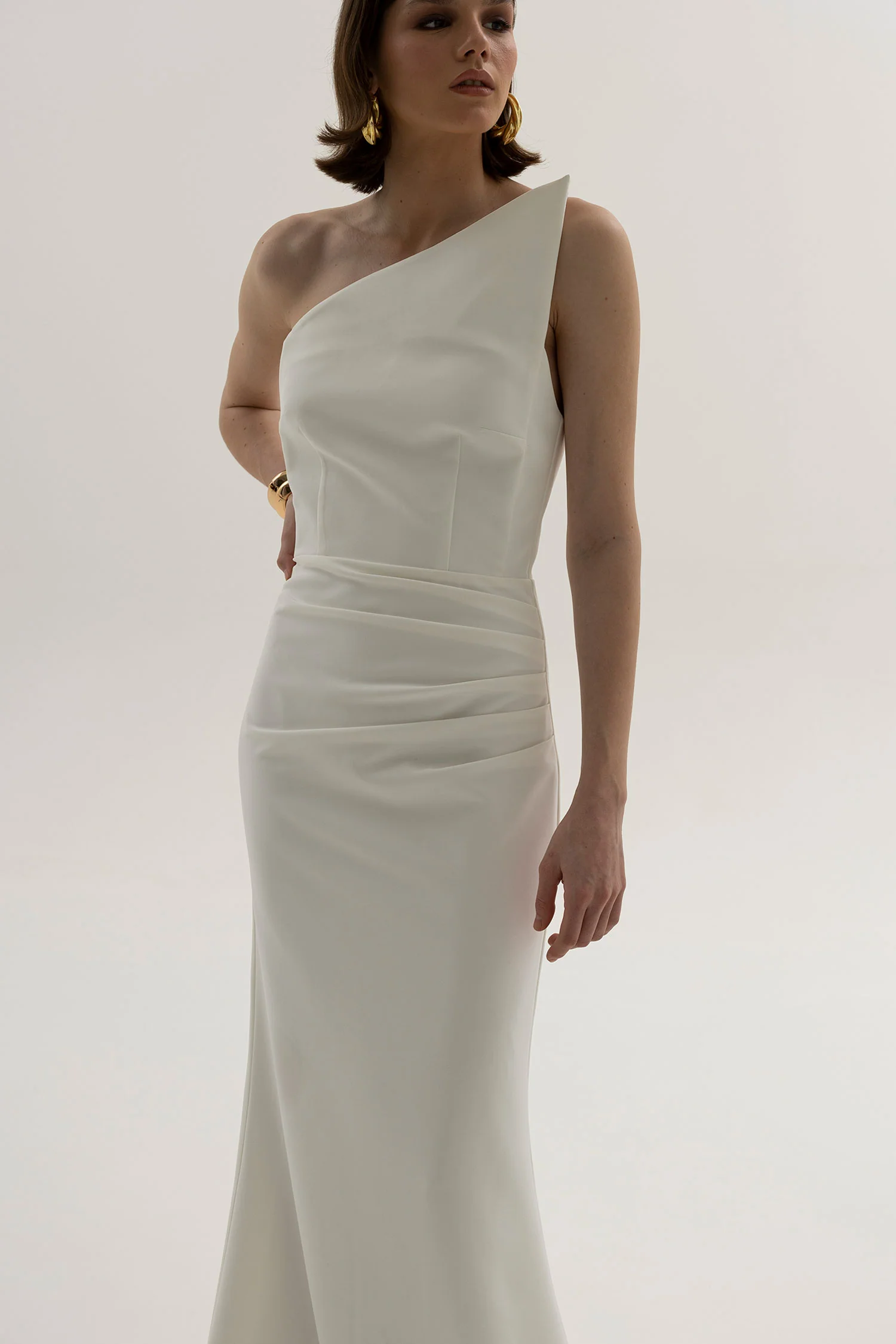 White Triangle - Image 3