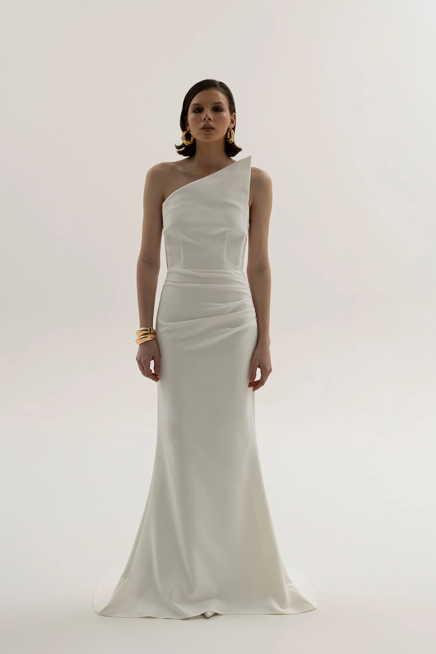White Triangle - Image 5